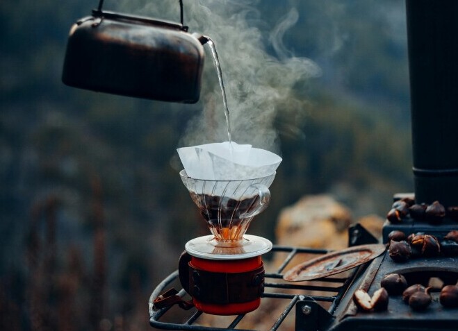 Coffee pot and pour over with filter